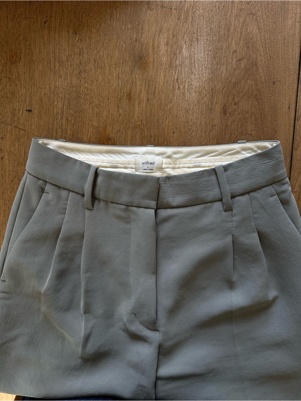 Wilfred Women’s pants size 4